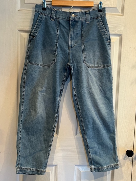 Old Navy Denim - Old Navy High-Rise OG Chino Relaxed Jeans in Light Blue Denim